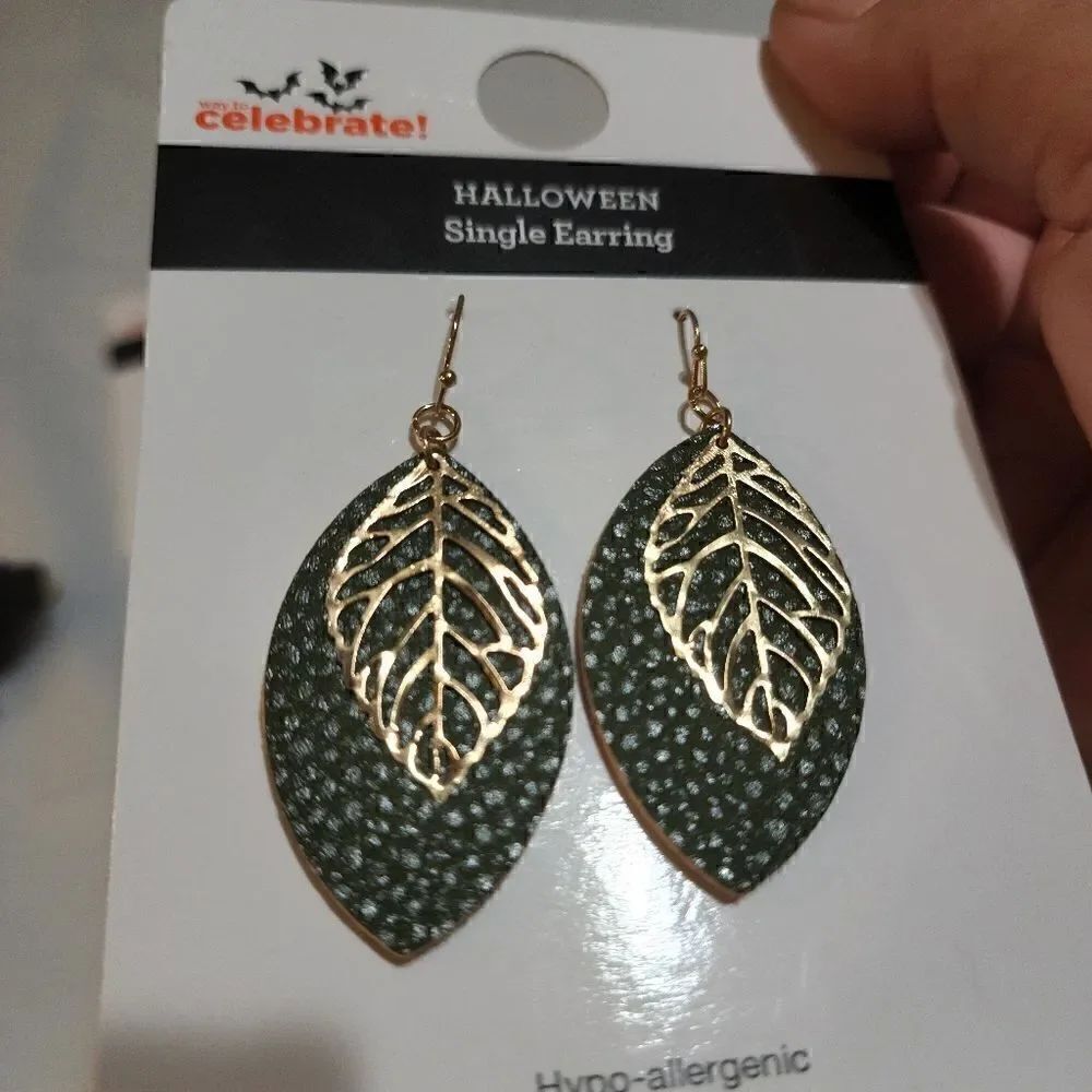 New Fall faux leather Earings